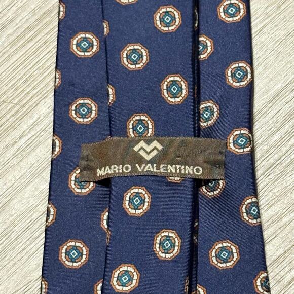 Mario Valentino Vintage Silk Tie Geometric Navy Blue Made in USA Italian Silk - Picture 4 of 8